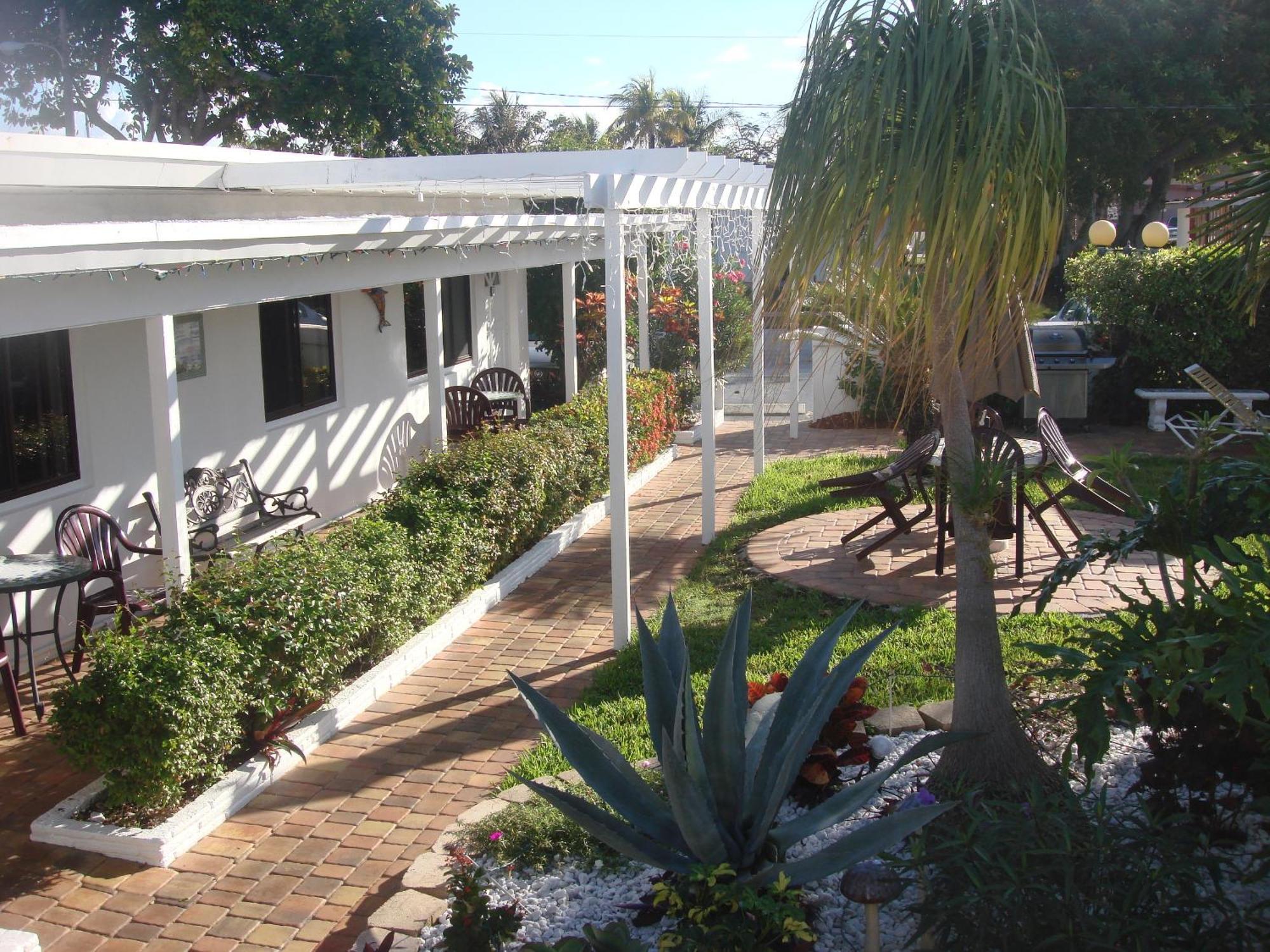 Breakaway Inn Guest House Lauderdale-by-the-Sea Εξωτερικό φωτογραφία
