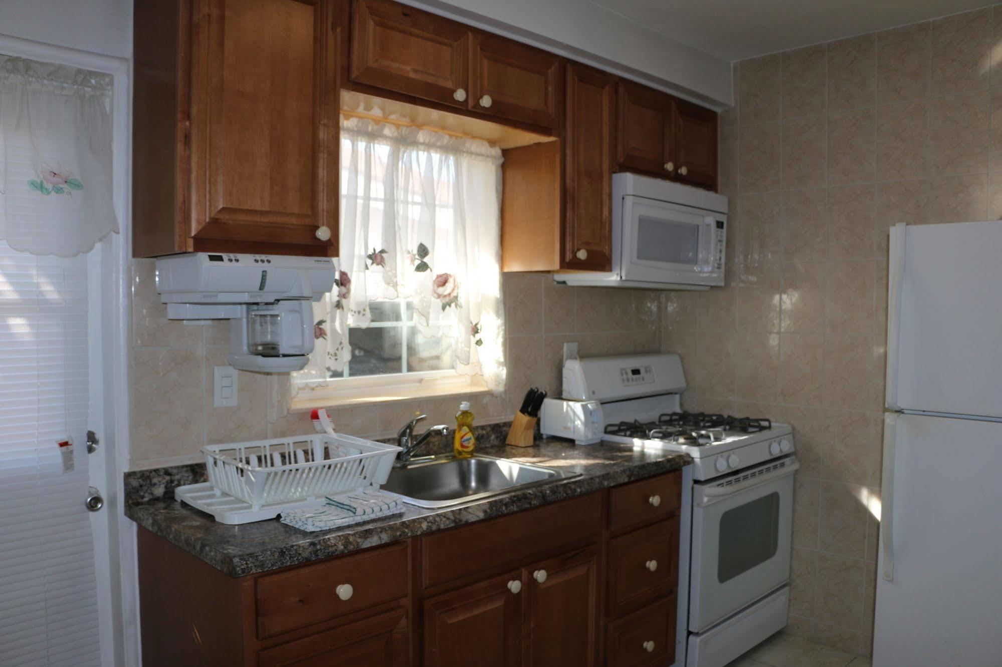 Breakaway Inn Guest House Lauderdale-by-the-Sea Εξωτερικό φωτογραφία