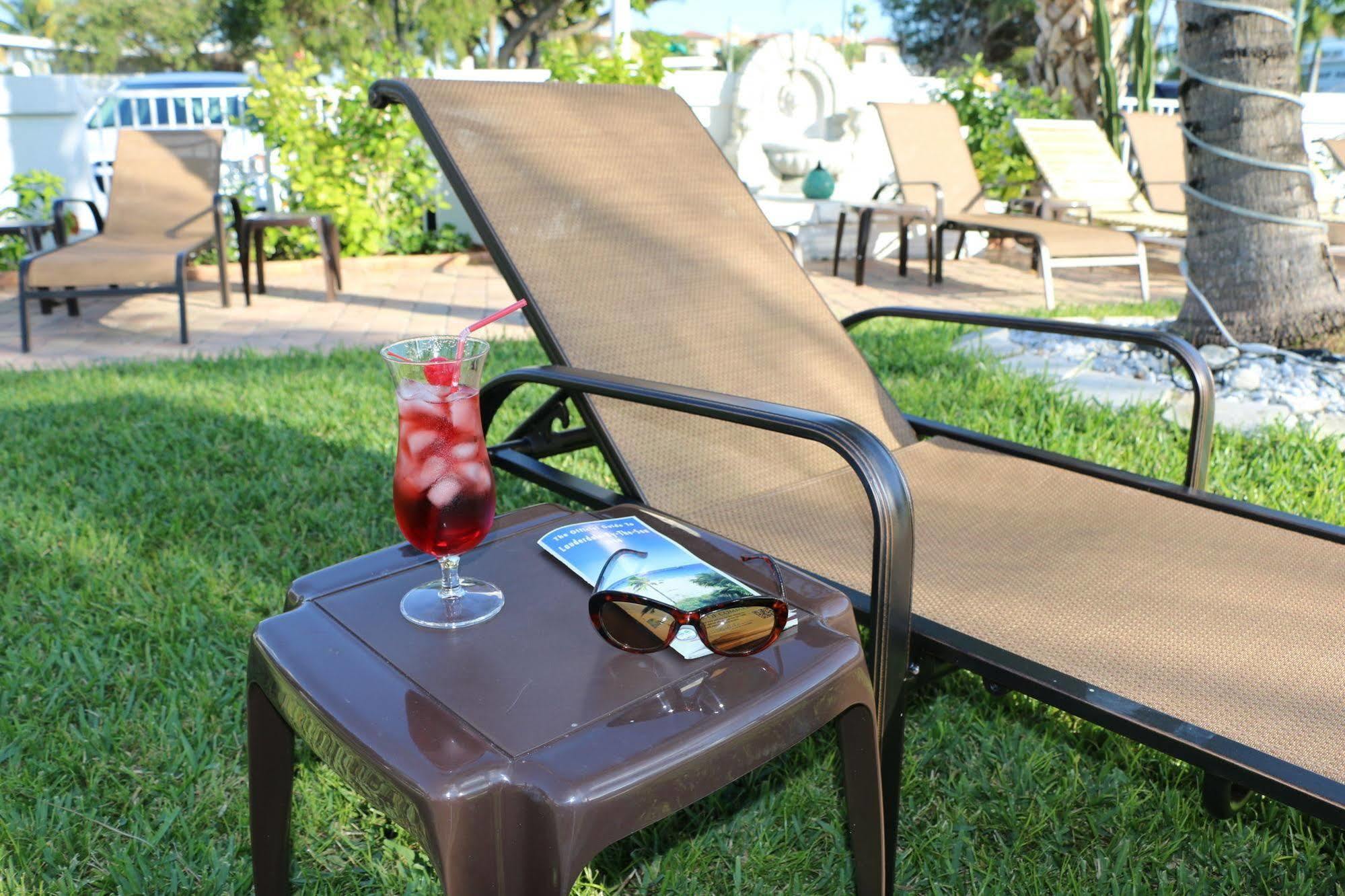 Breakaway Inn Guest House Lauderdale-by-the-Sea Εξωτερικό φωτογραφία